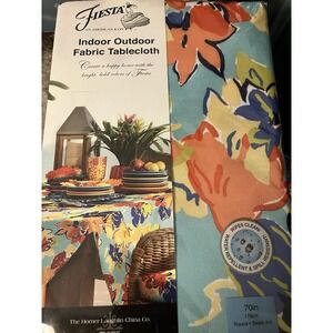 NIP! Fiesta Indoor Outdoor Fabric Tablecloth  70"‎ Round
